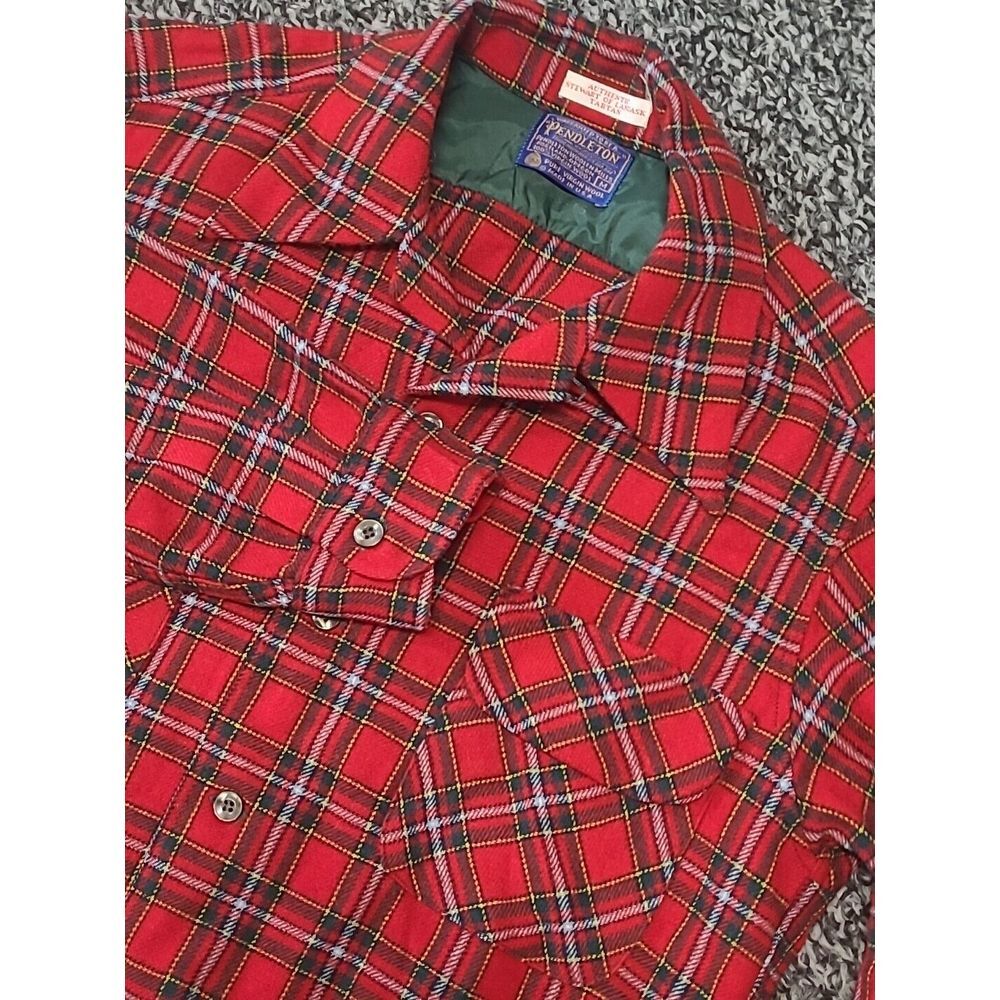 Vintage Pendleton Flap Pockets USA Red Plaid Wool Long Sleeve Button Up